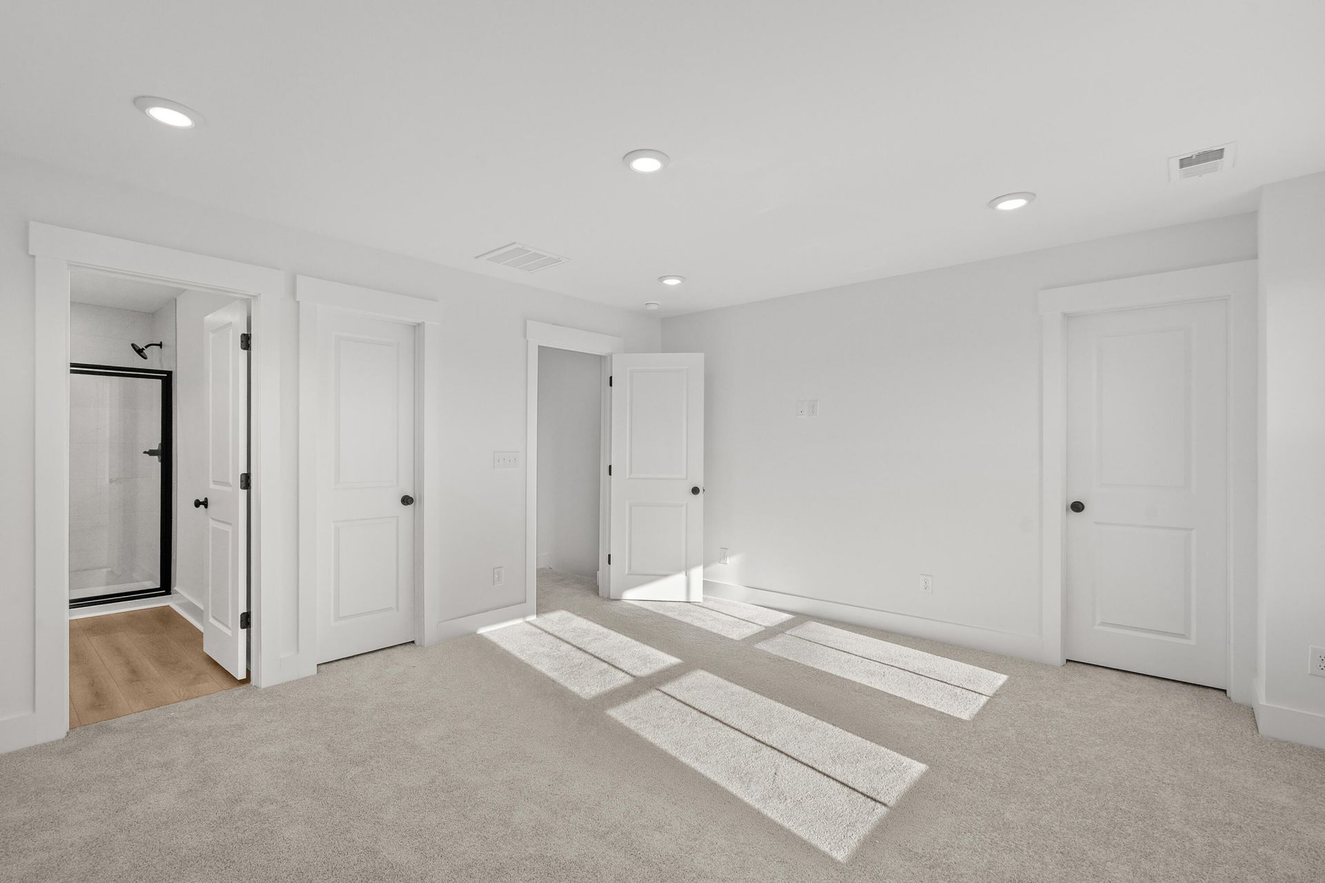 4081 Saint Johns Avenue Photo 17