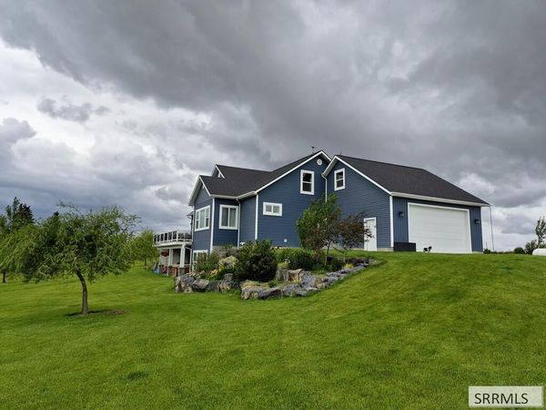6272 W 49th S, IDAHO FALLS, ID 83402
