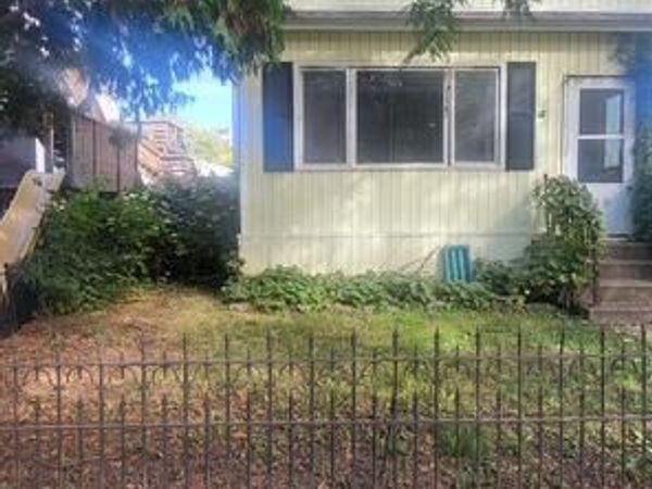 299 Harrison Avenue, Saint Paul, MN 55102