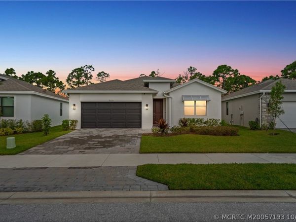 7030 SE Park Trace Drive, Stuart, FL 34997