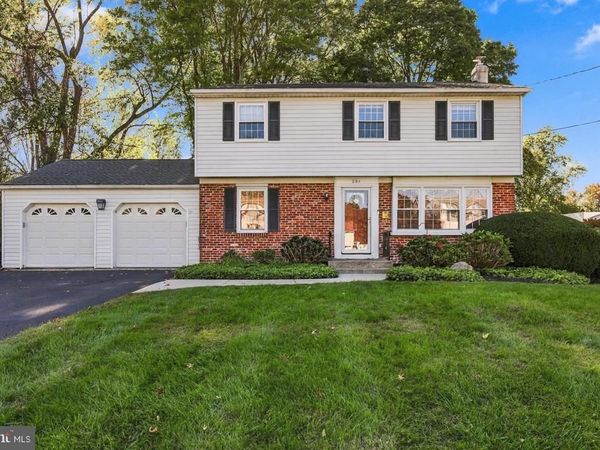 221 CRESTVIEW ROAD, HATBORO, PA 19040