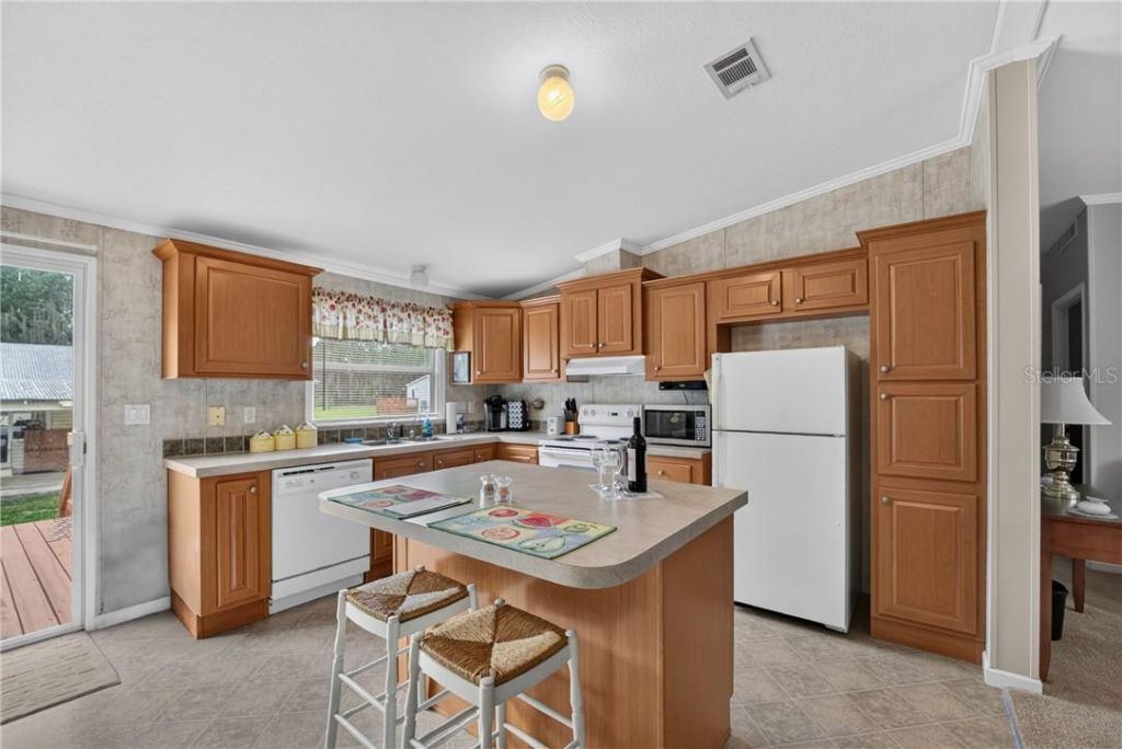 13550 Highway 40 E, Dunnellon, FL 34431 Photo
