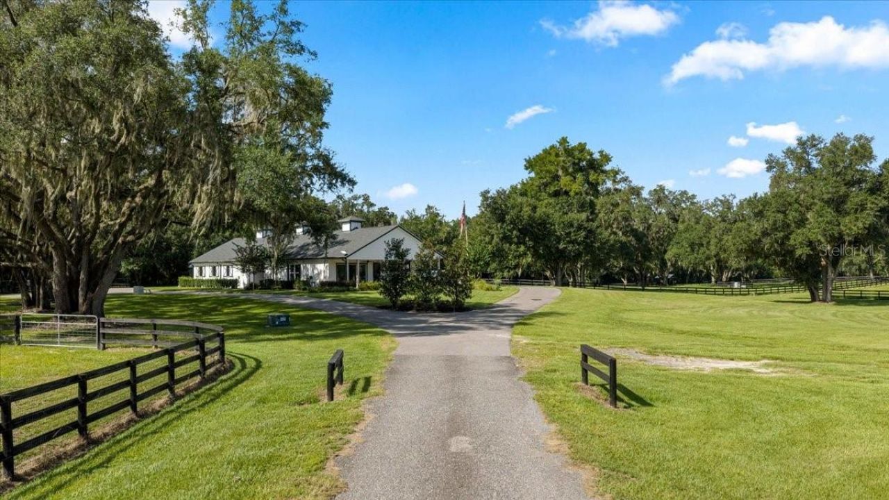 11140 NW 160th Avenue, Morriston, FL 32668 Photo