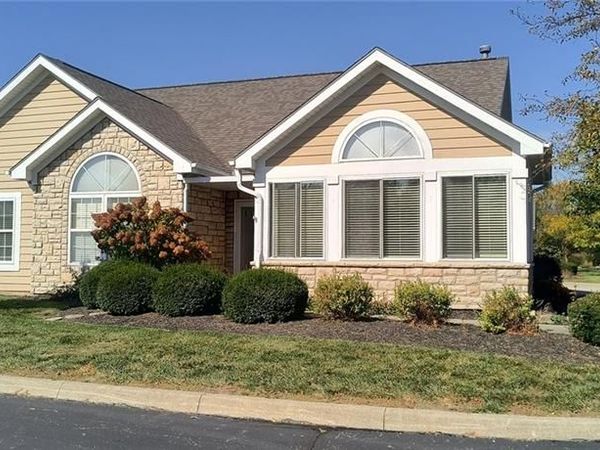 2691 Prestwick Village Circle, Springfield, OH 45503