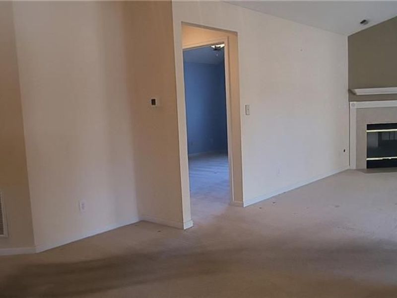 2691 Prestwick Village Circle, Springfield, OH 45503 Photo 10