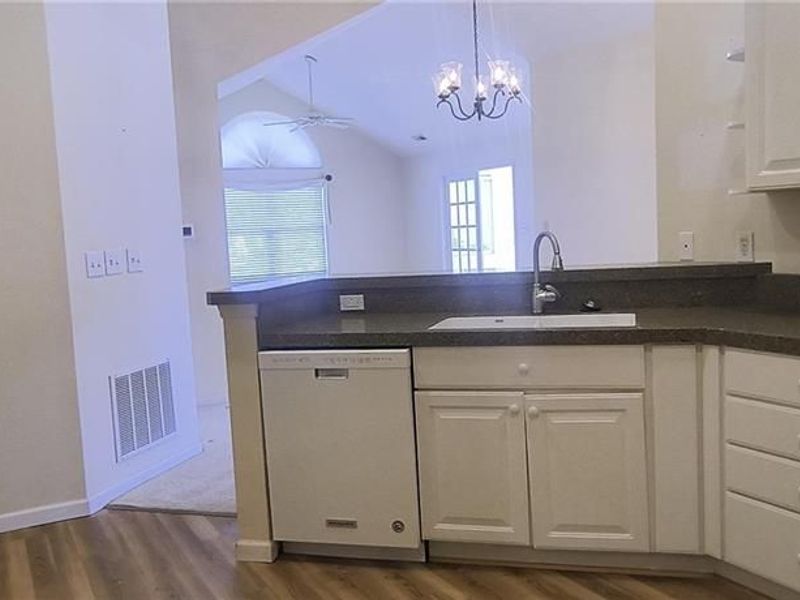 2691 Prestwick Village Circle, Springfield, OH 45503 Photo 15