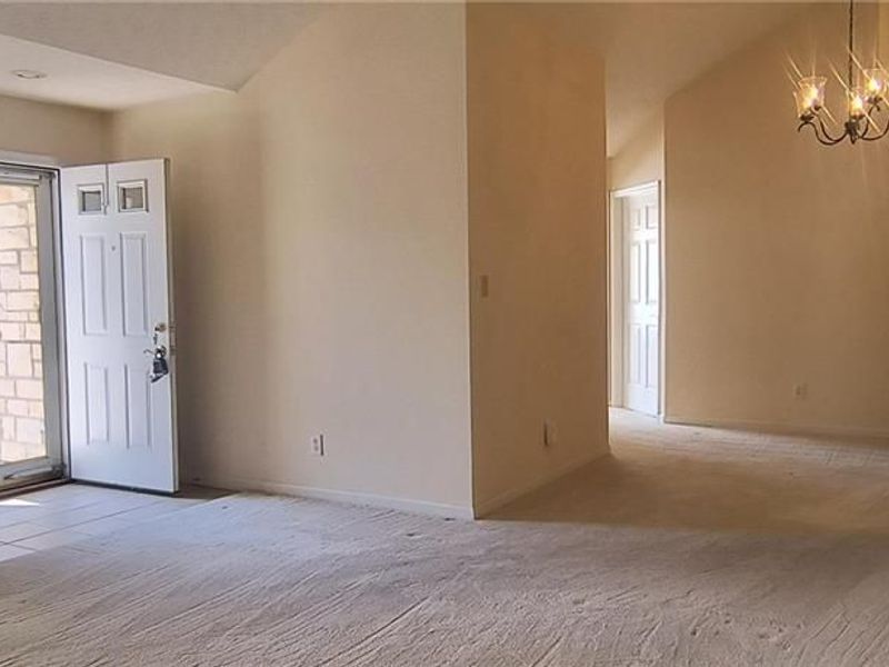 2691 Prestwick Village Circle, Springfield, OH 45503 Photo 7