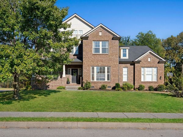 1042 Cantwell Pl, Spring Hill, TN 37174