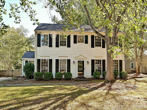 8614 Golf Ridge Drive , Charlotte, NC 28277
