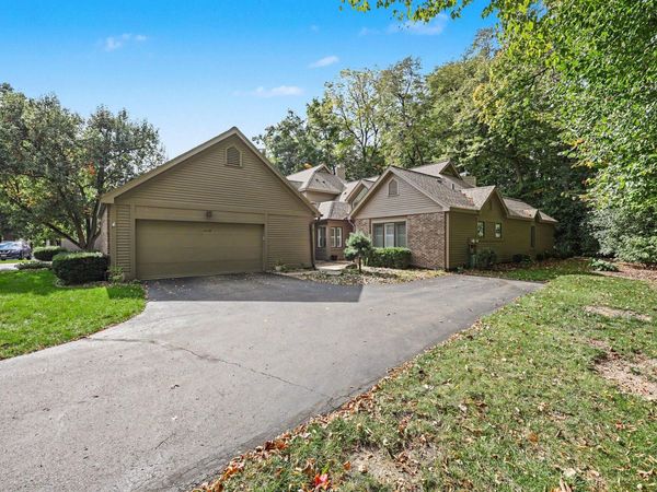 4635 Cottonwood Drive, Ann Arbor, MI 48108
