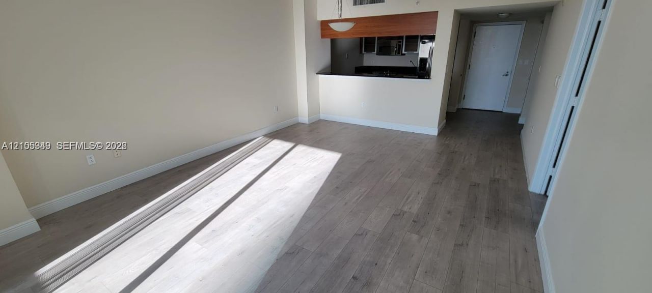 1800 N Bayshore Dr, Unit 2704, Miami, FL 33132 Photo