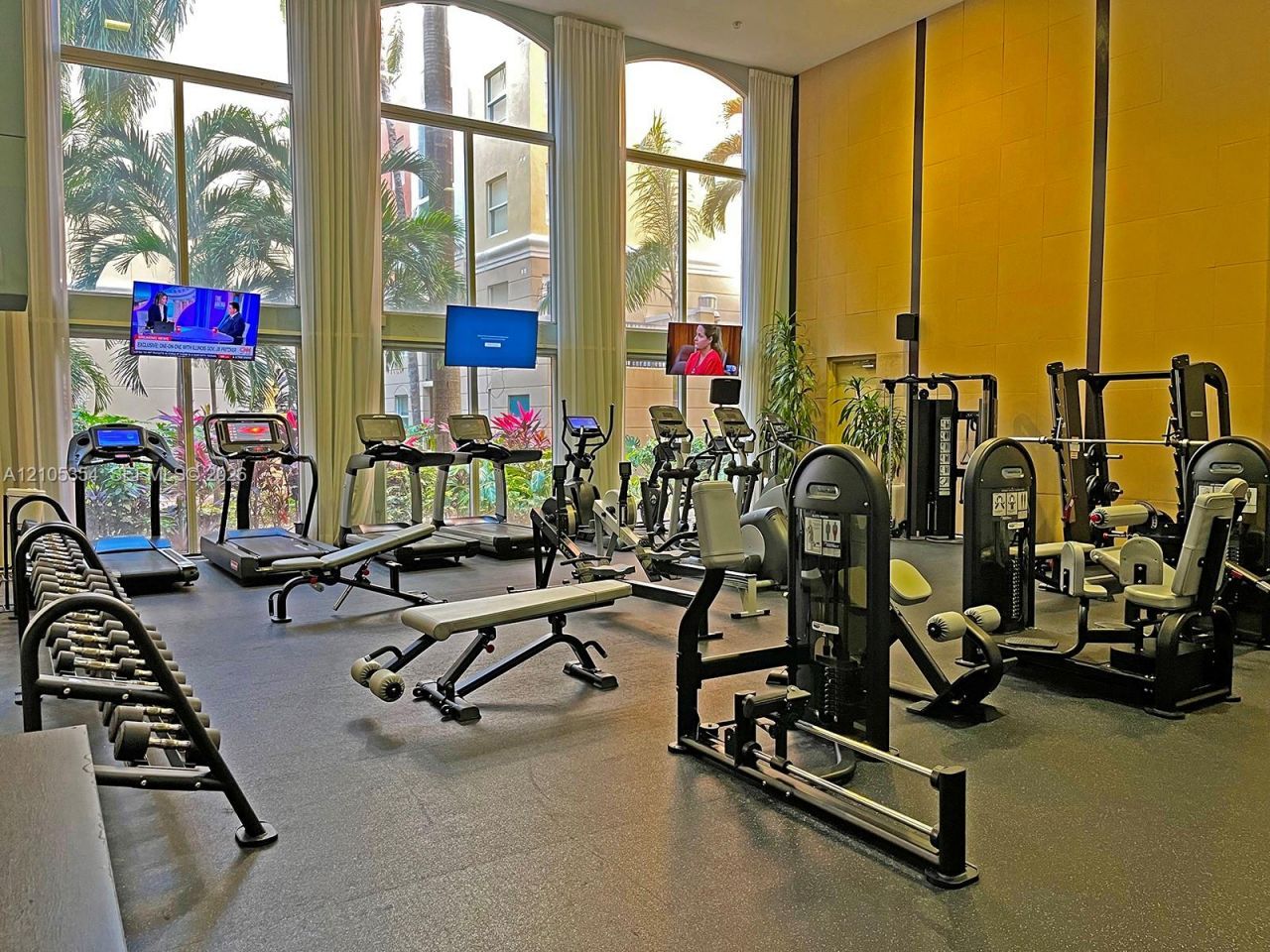 17125 N Bay Rd, Unit 3307, Sunny Isles Beach, FL 33160 Photo
