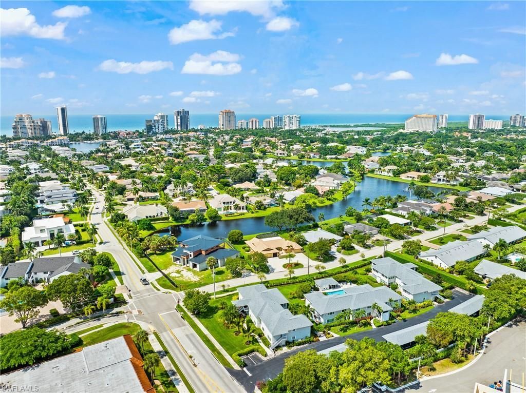 711 Neapolitan Way , Unit 711, Naples, FL 34103 Photo