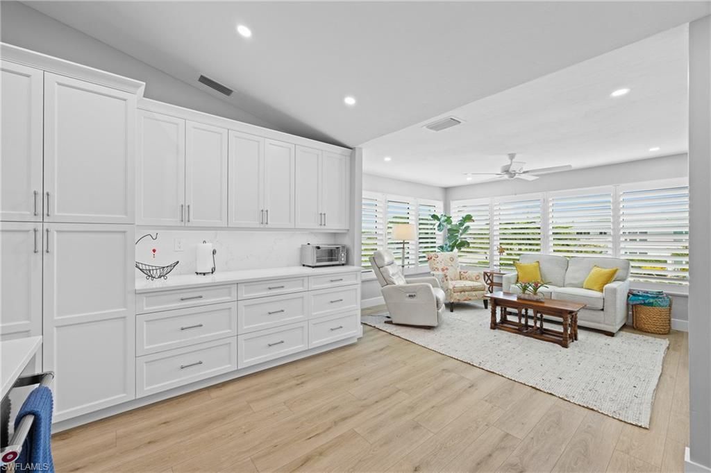 711 Neapolitan Way , Unit 711, Naples, FL 34103 Photo