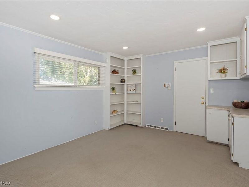 3843 Claridge Oval, University Heights, OH 44118 Photo 16
