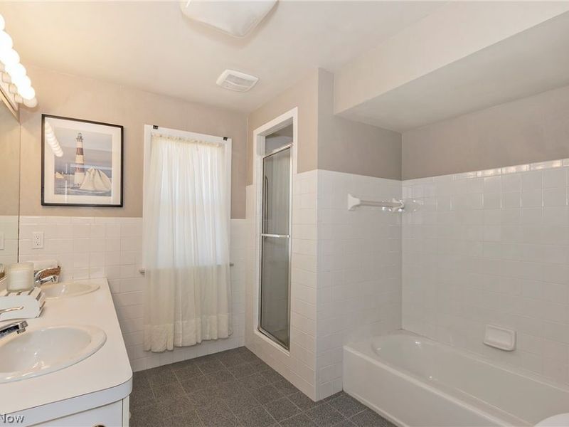 3843 Claridge Oval, University Heights, OH 44118 Photo 26