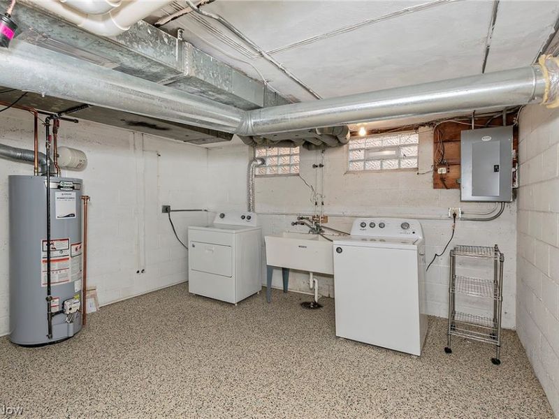 3843 Claridge Oval, University Heights, OH 44118 Photo 37