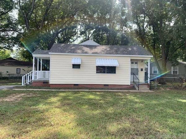 125 Saunders Drive , North Little Rock, AR 72117