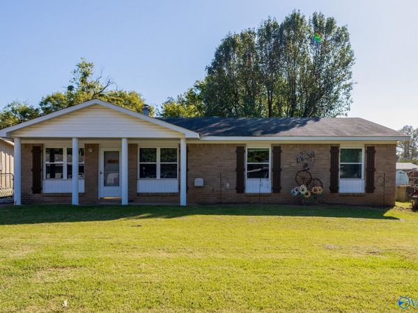 14013 Sandhurst Drive, Huntsville, AL 35803