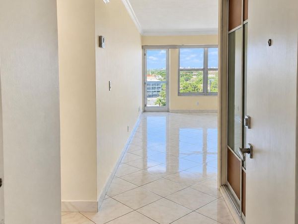 3700 GALT OCEAN Drive, Unit 712, Fort Lauderdale, FL 33308