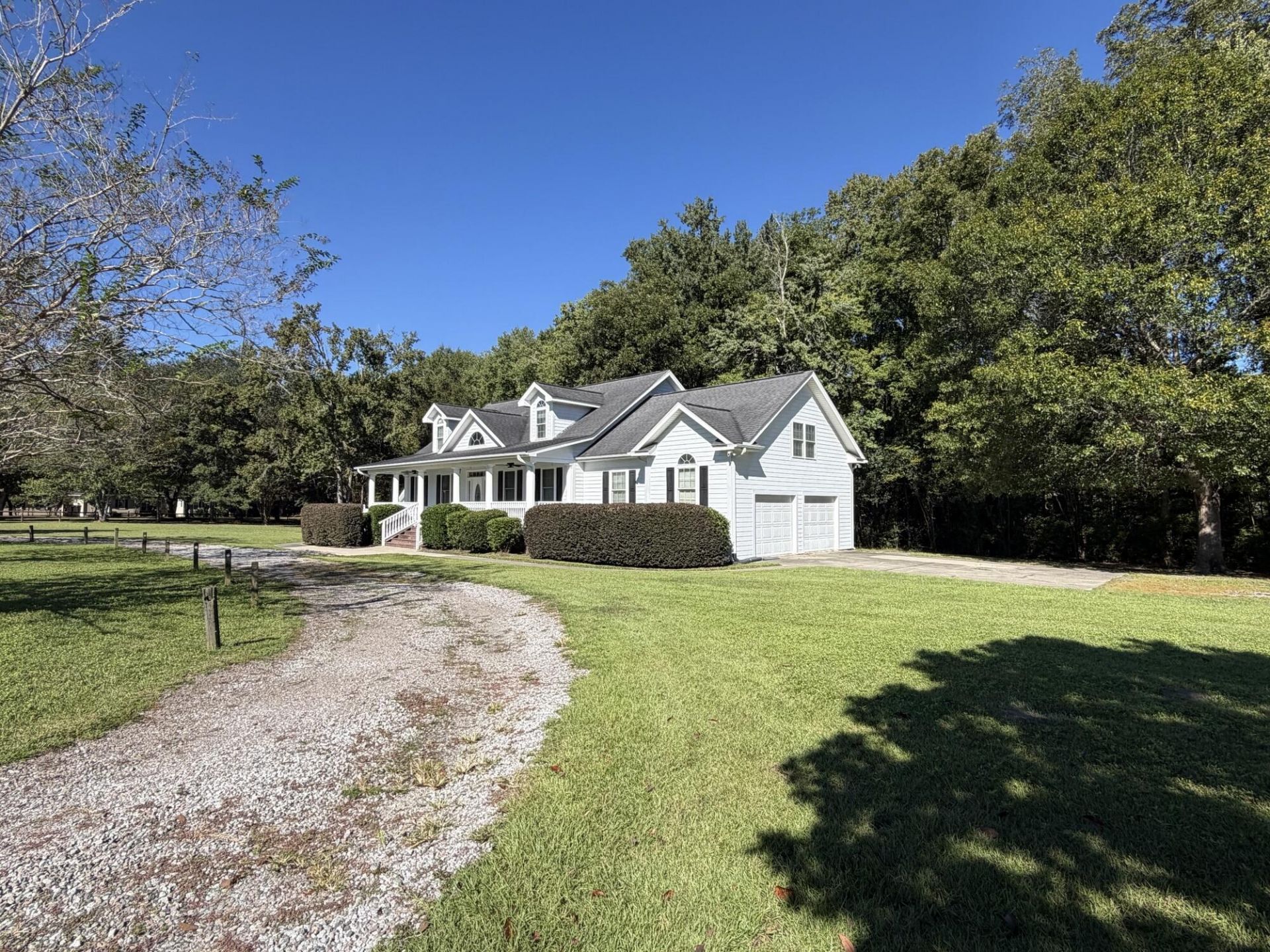 126 Senrab Boulevard Photo 40