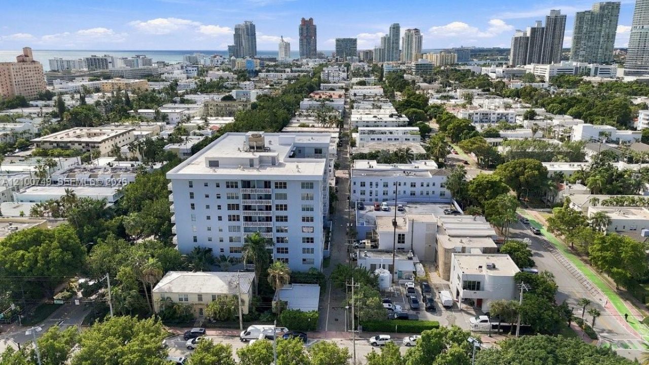 1020 Meridian Ave, Unit 208, Miami Beach, FL 33139 Photo