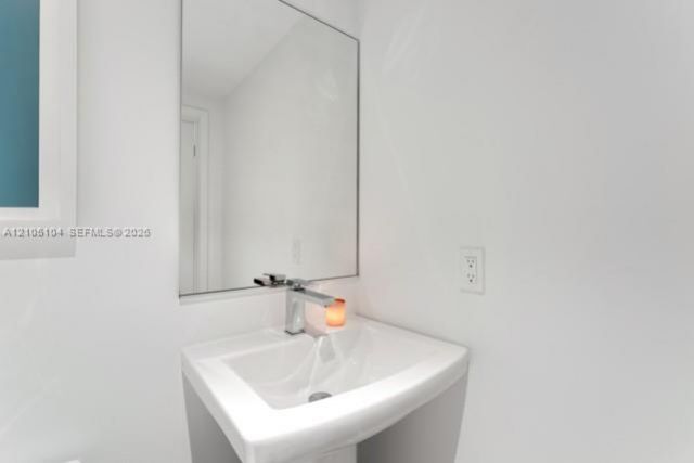 1600 SW 1st Ave , Unit 707, Miami, FL 33129 Photo