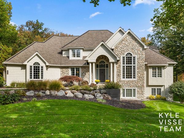 4804 Tall Pines Drive SE, Grand Rapids, MI 49546
