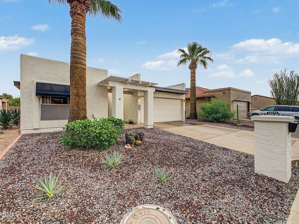 25243 S CLOVERLAND Drive, Sun Lakes, AZ 85248