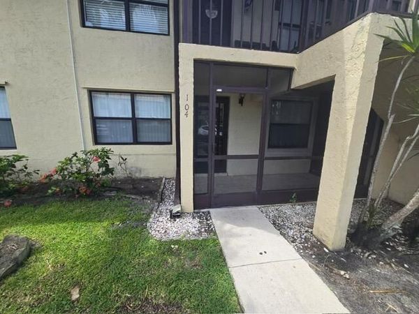 7197 GOLF COLONY Court, Unit 104, Lake Worth, FL 33467