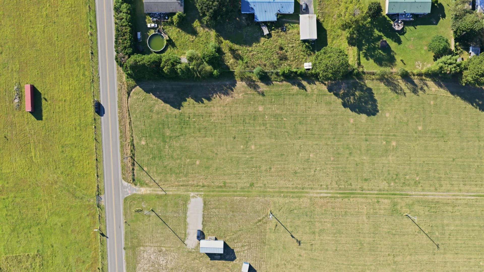 7626 Old Reaves Ferry Rd. Photo 11