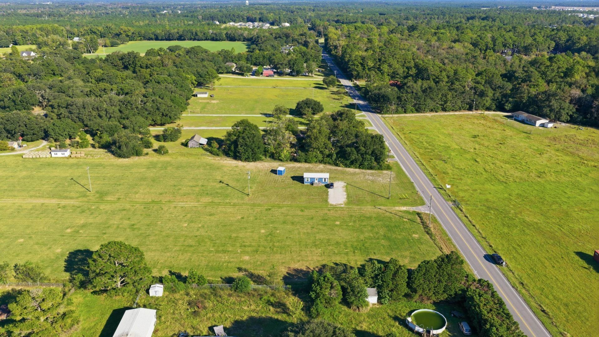 7626 Old Reaves Ferry Rd. Photo 14