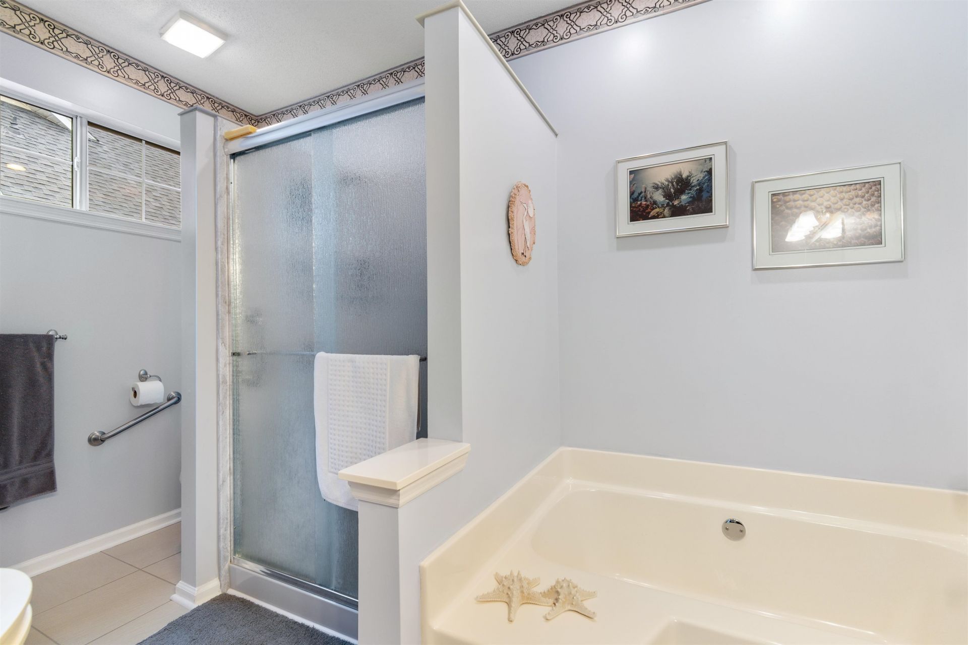 208 Beechwood Ct.  Photo 11