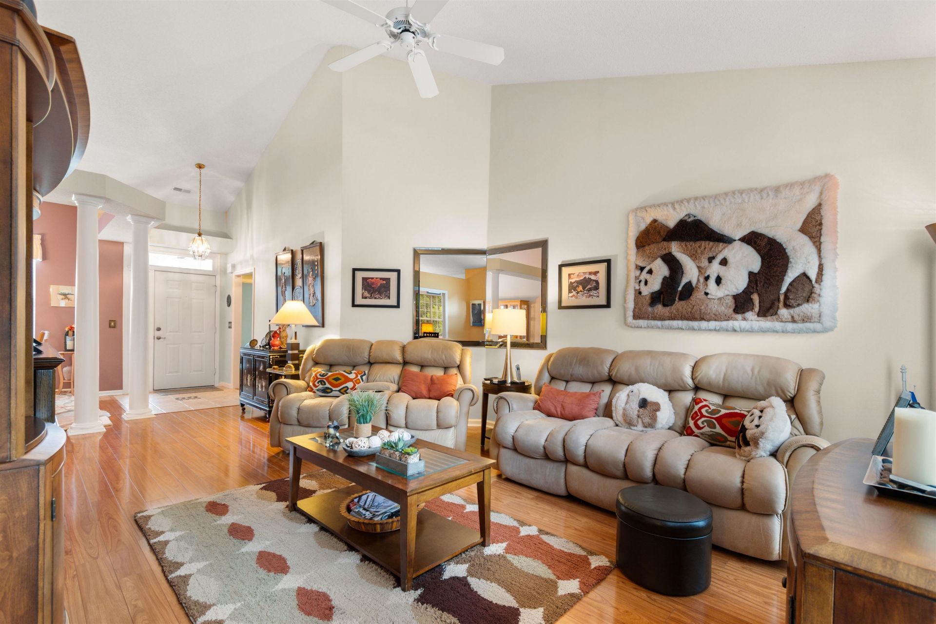 208 Beechwood Ct.  Photo 6