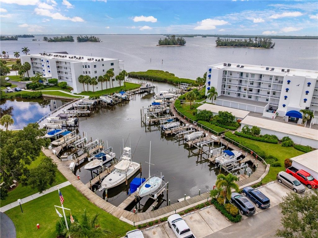 6146 River Run Drive, Unit 6146, Sebastian, FL 32958 Photo