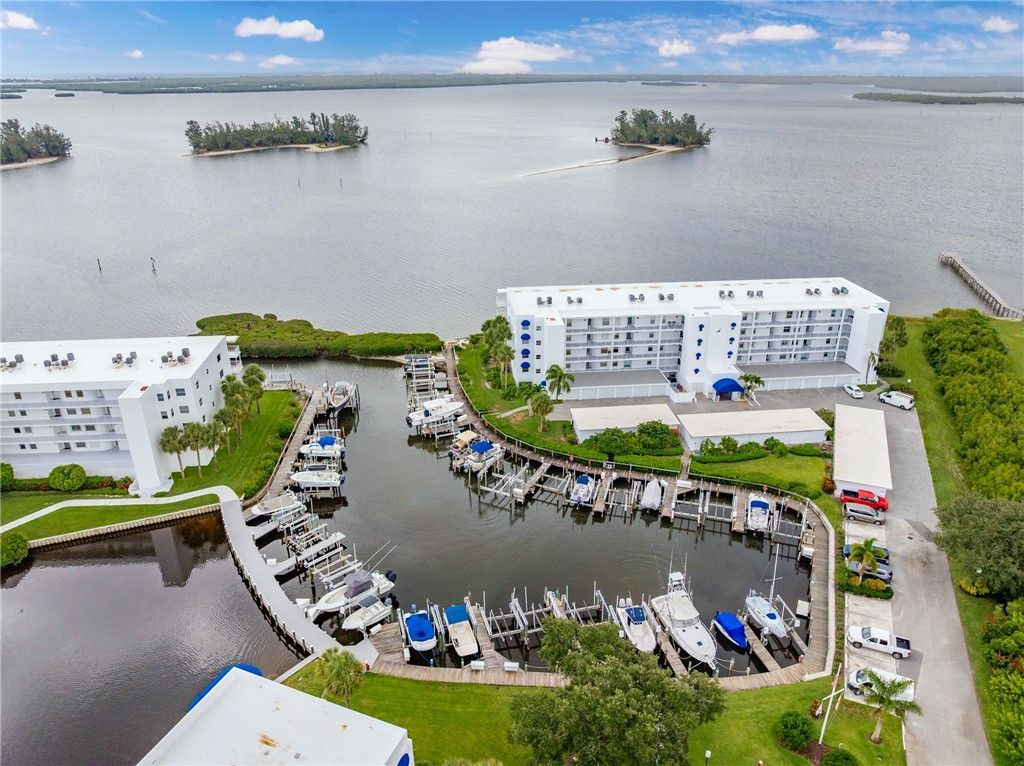 6146 River Run Drive, Unit 6146, Sebastian, FL 32958 Photo