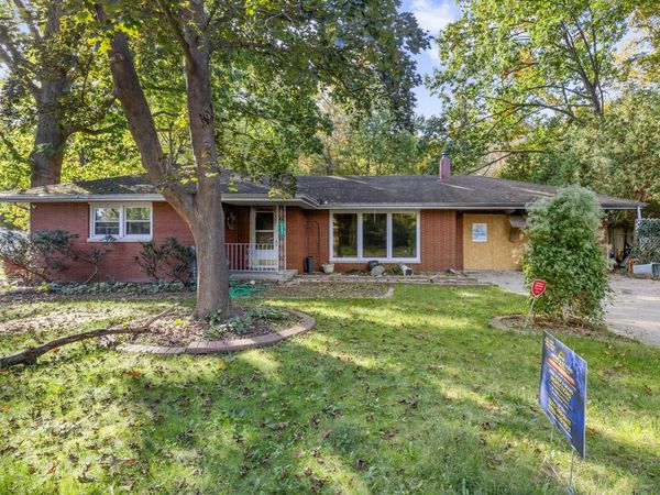 4931 Hillcrest Street , Michigan City, IN 46360