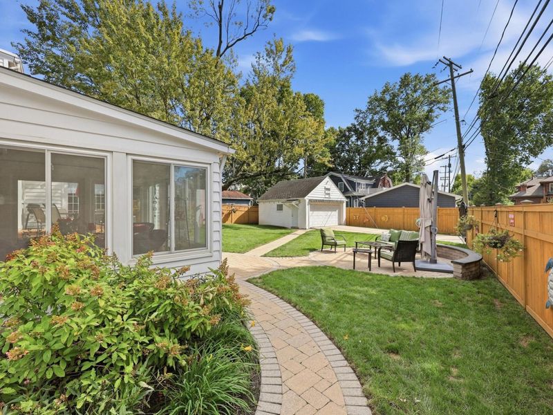 21 Northridge Road, Columbus, OH 43214 Photo 3