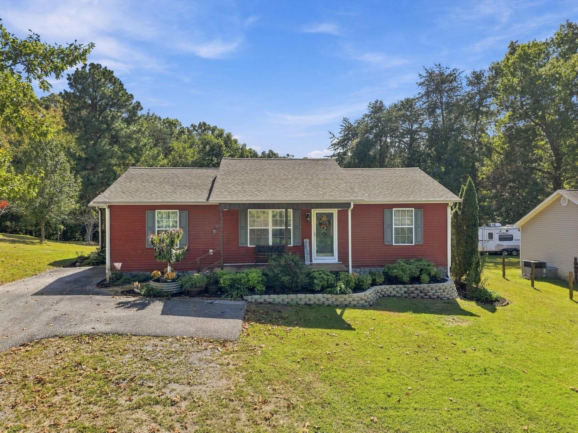 394 Nixon Drive, Dayton, TN 37321 Main Photo