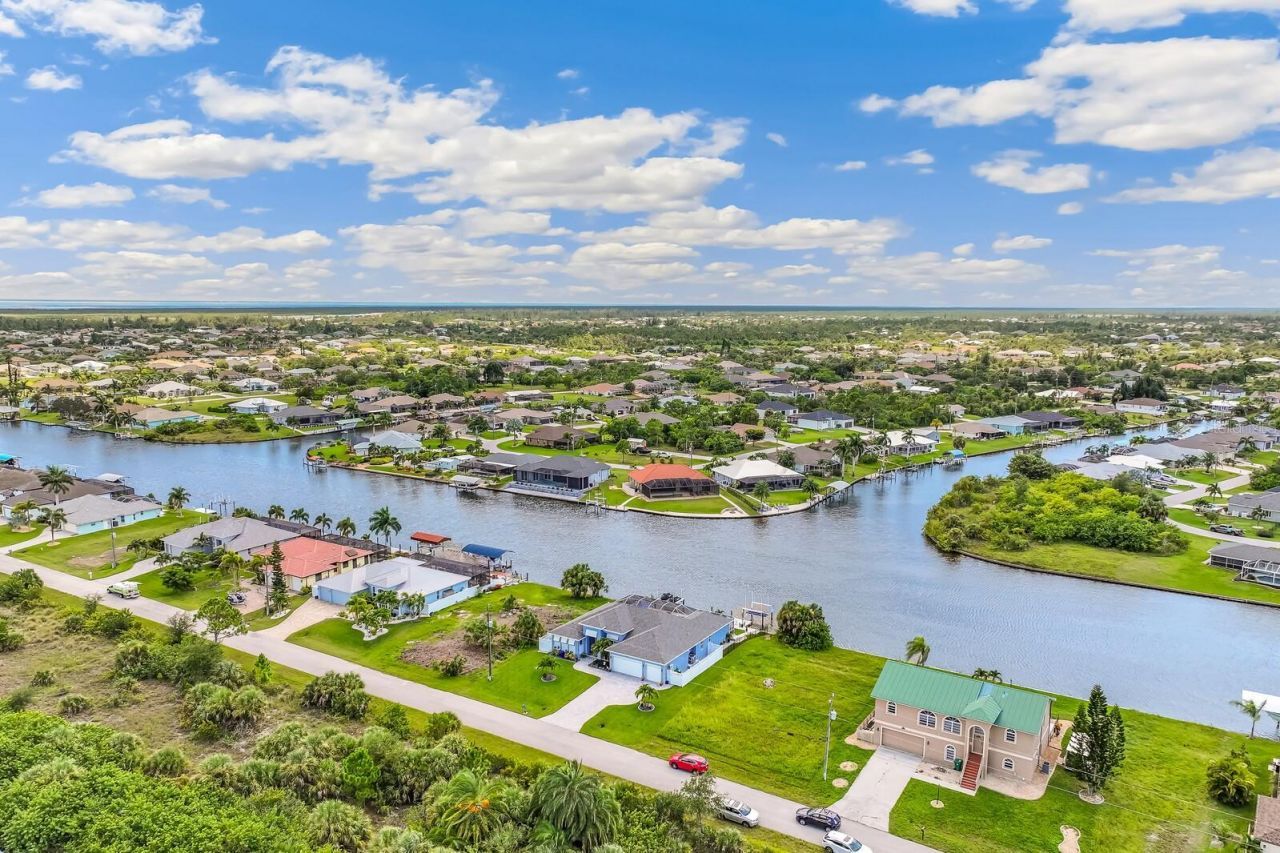 15324 Alsask Circle, Port Charlotte, FL 33981 Photo