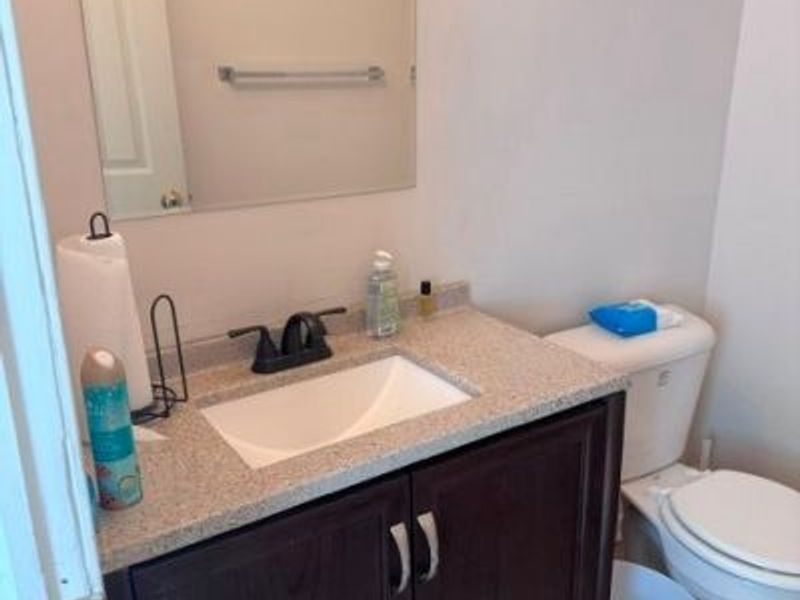 2186 E 40th Street, Cleveland, OH 44103 Photo 12