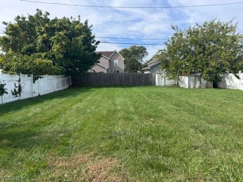 2186 E 40th Street, Cleveland, OH 44103 Photo 31
