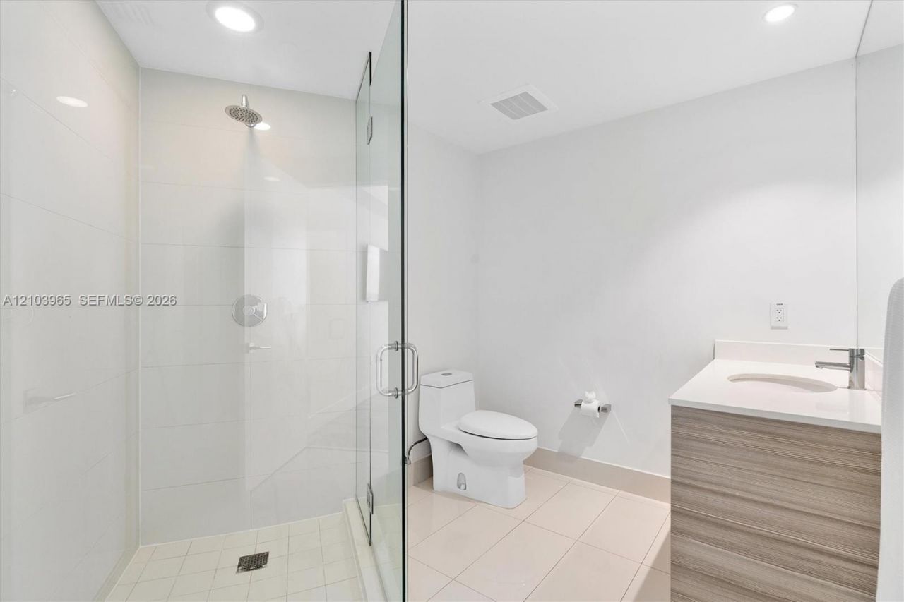 121 NE 34th St, Unit 2904, Miami, FL 33137 Photo
