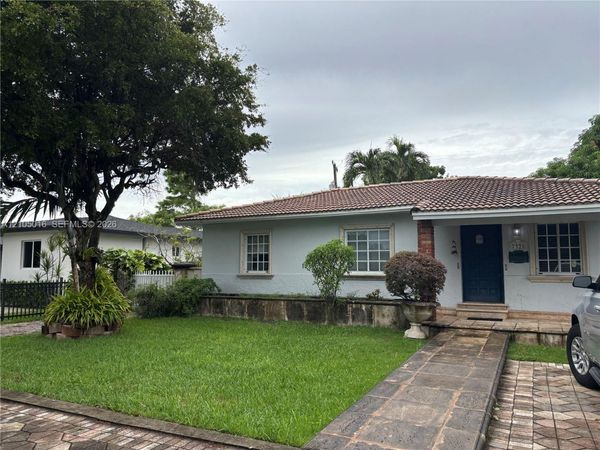 7325 SW 18th St Rd , Miami, FL 33155
