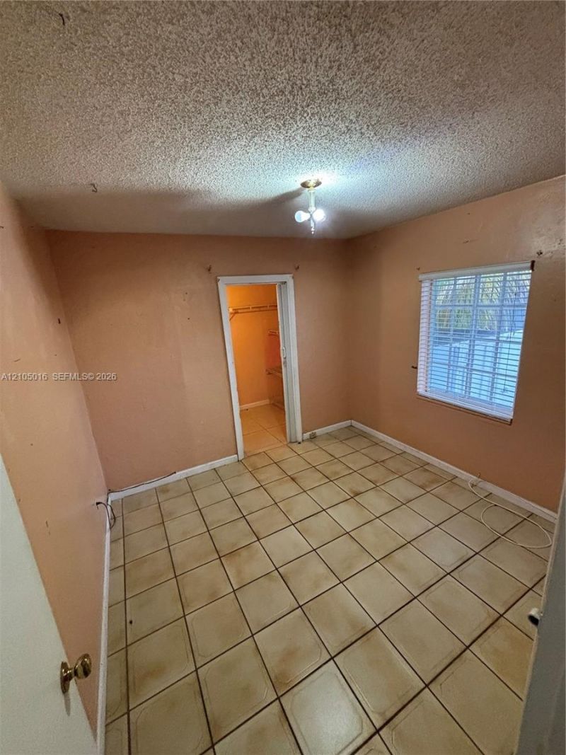 7325 SW 18th St Rd , Miami, FL 33155 Photo