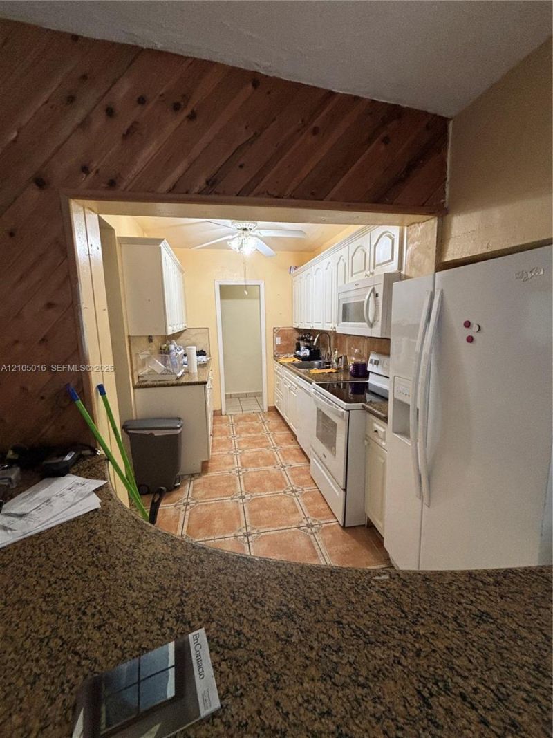 7325 SW 18th St Rd , Miami, FL 33155 Photo
