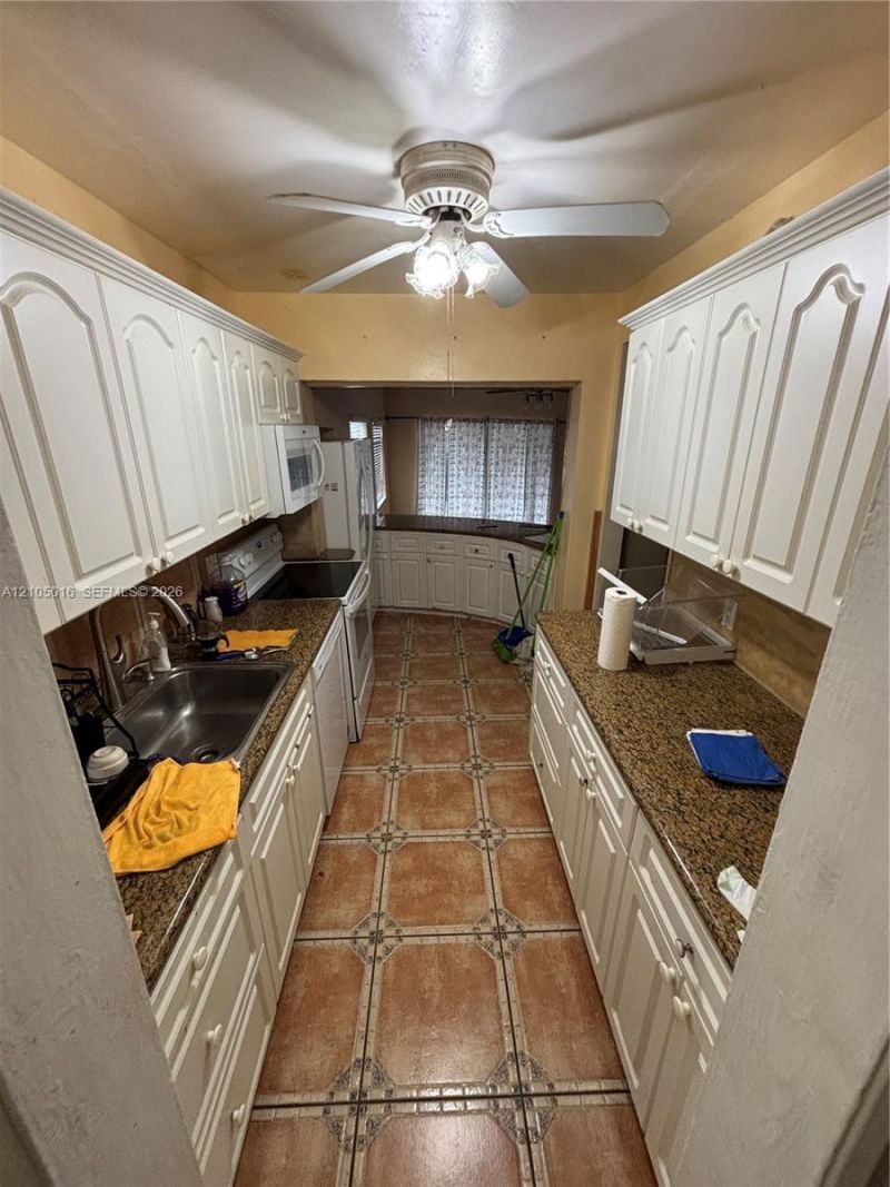 7325 SW 18th St Rd , Miami, FL 33155 Photo