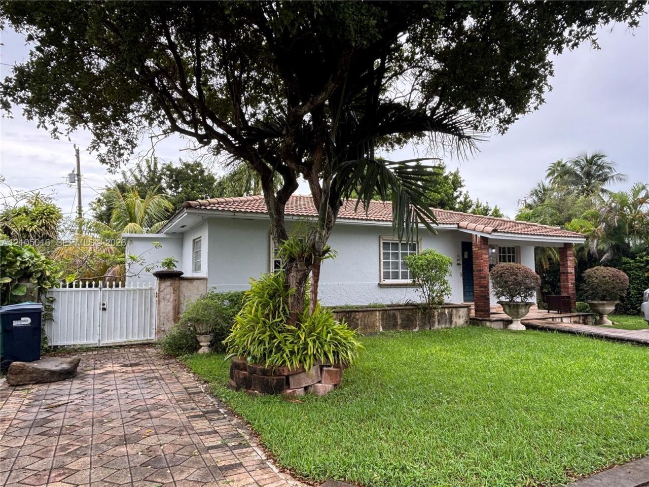 7325 SW 18th St Rd , Miami, FL 33155 Photo