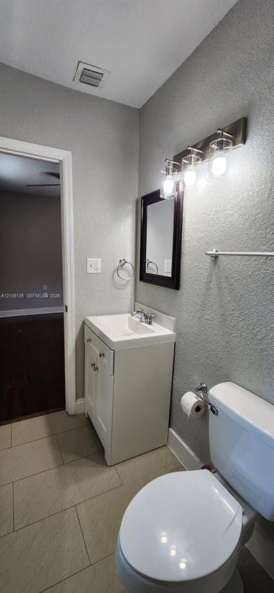 306 Hawthorne Dr , Unit 3, Lake Park, FL 33403 Photo