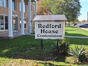 26309 W 7 Mile Road , Unit 122, Redford Township, Mi 48240